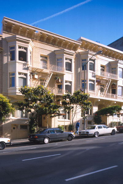 Pierre Exterior
